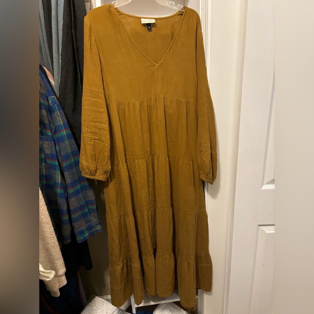 Universal Thread Tiered Maxi Dress
